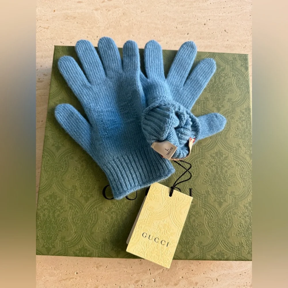 NWT GUCCI KIDS BLUE WOOL GG LOGO GLOVES 🧤💝